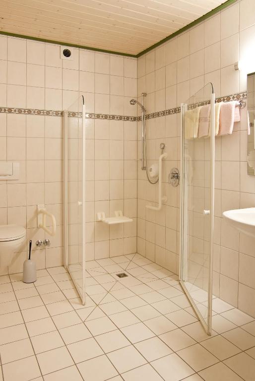 Landhotel Henkenhof Willingen Willingen  Pokoj fotografie